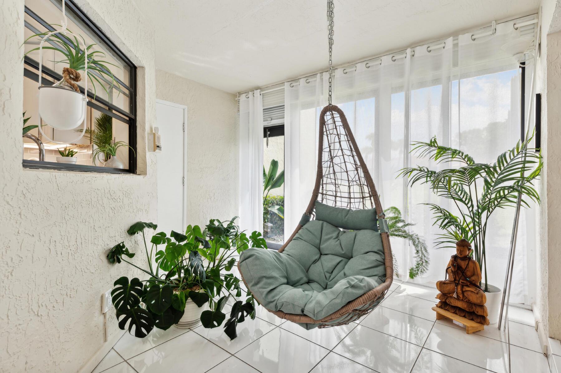 Coves at Parkwalk Condo - Residential