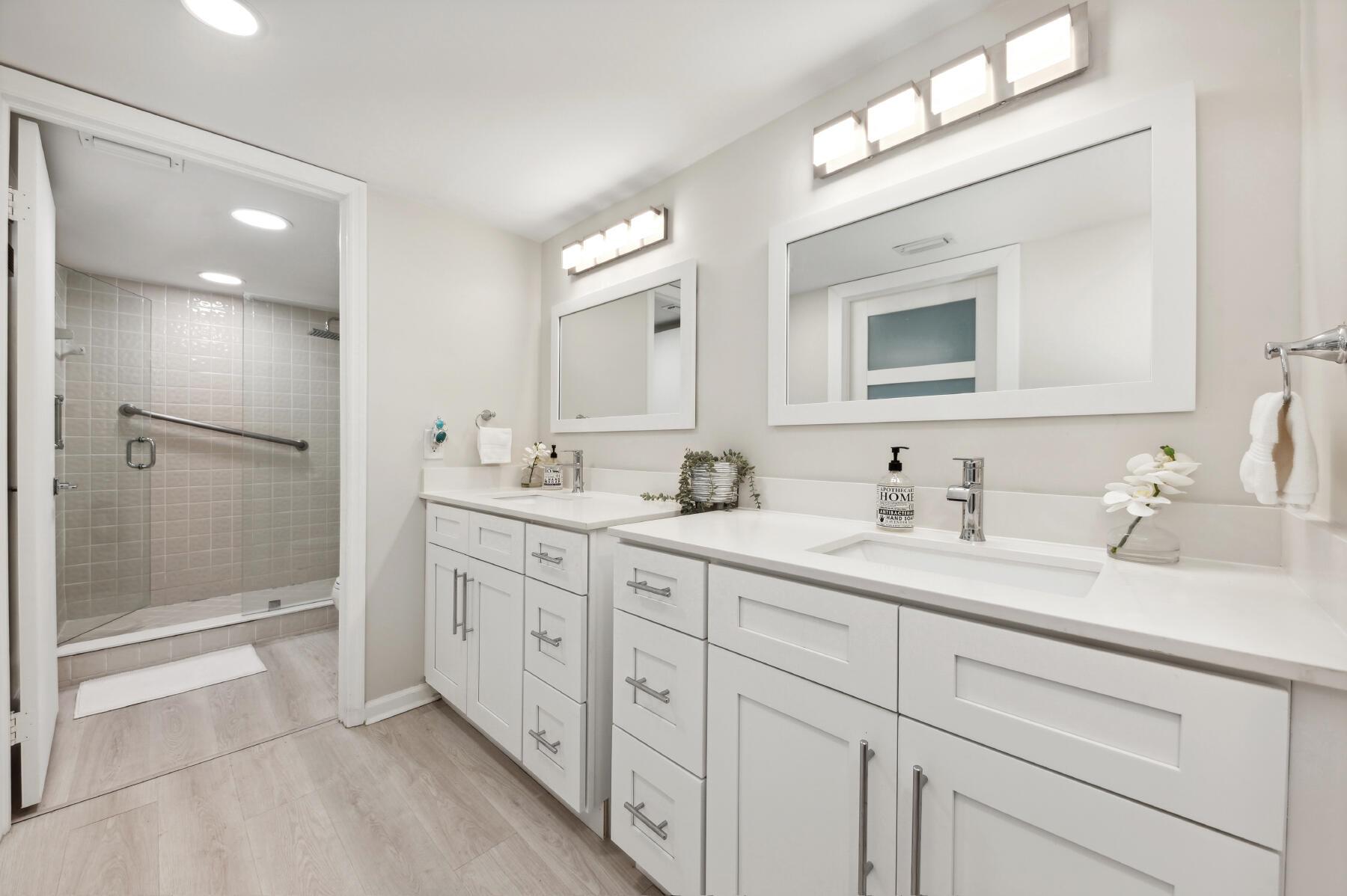 Coves at Parkwalk Condo - Residential