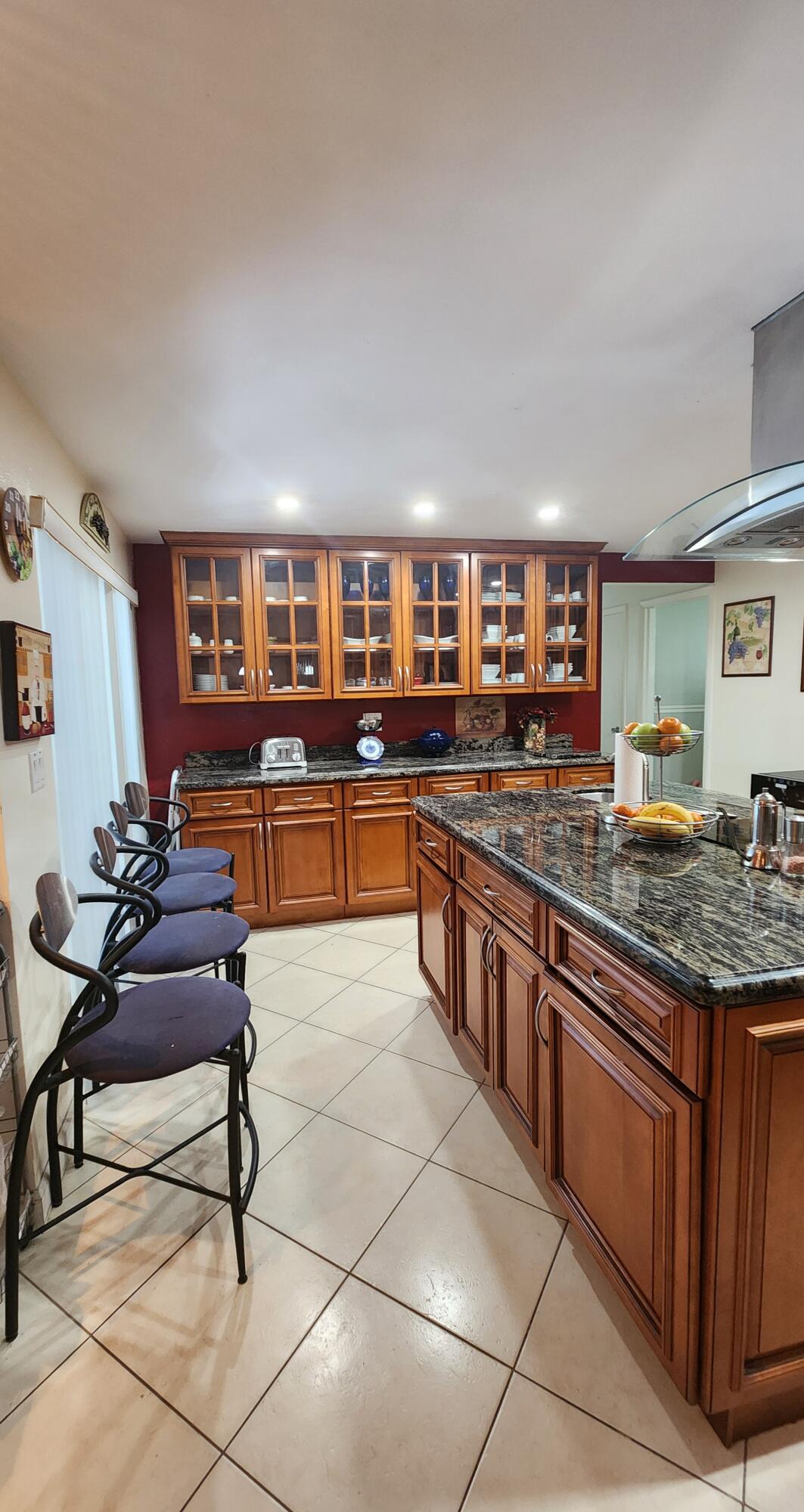 ORIOLE MARGATE SEC 1 - Residential