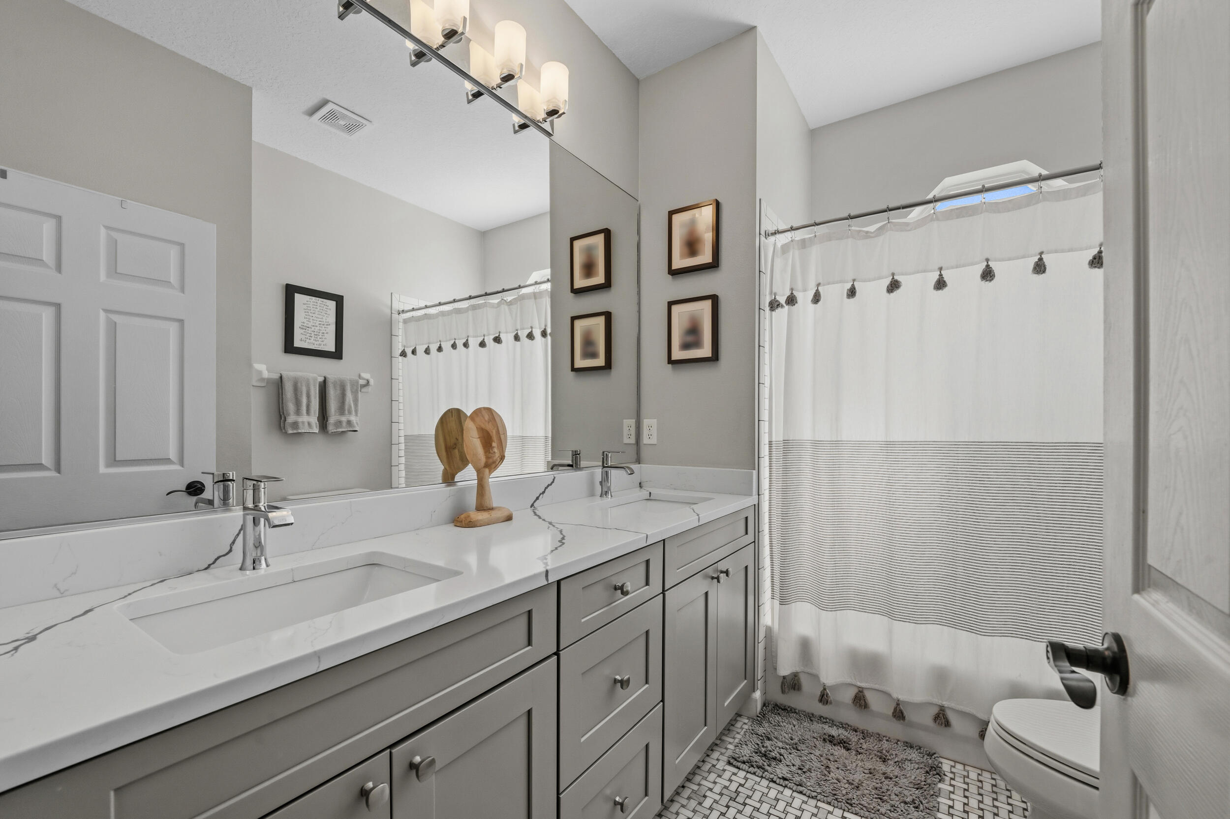 ISLESWORTH - Residential