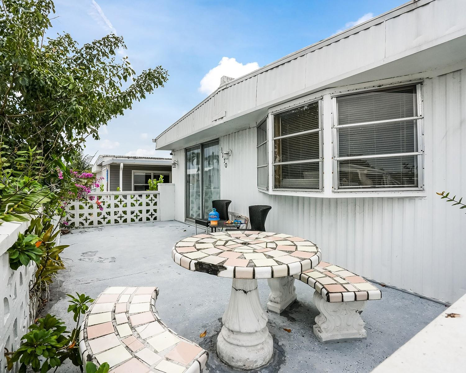 Ravenswood Estates & Mari - Residential