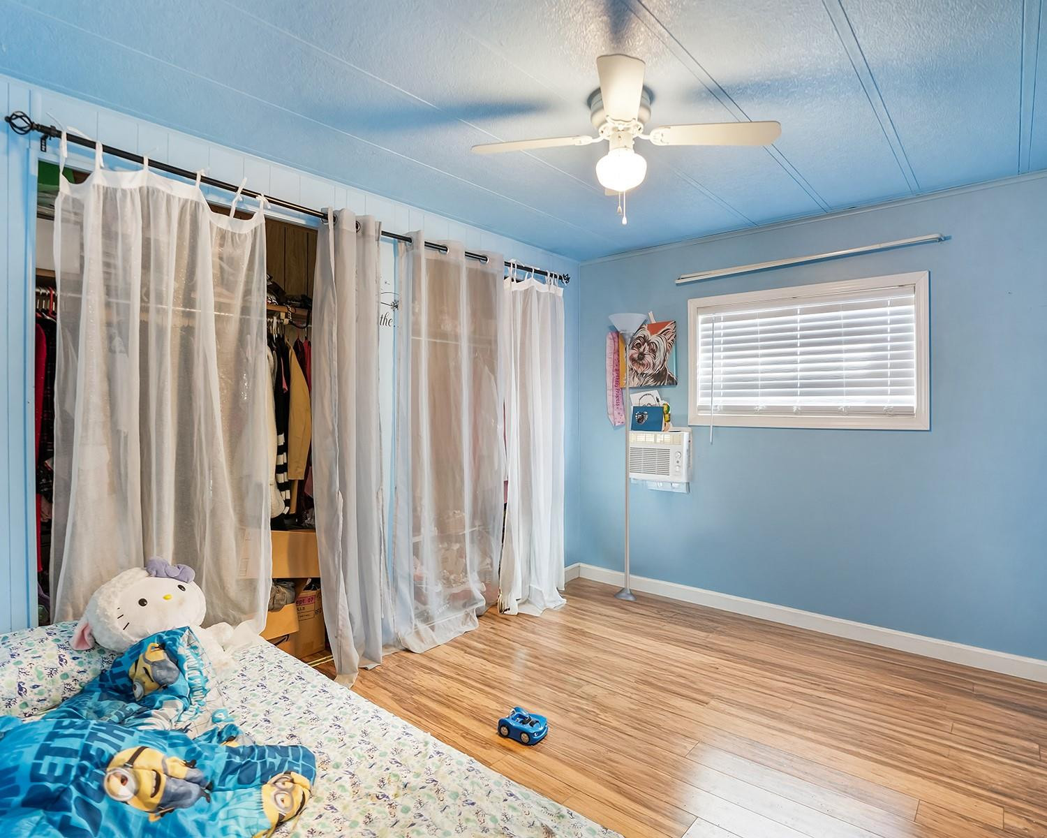 Ravenswood Estates & Mari - Residential