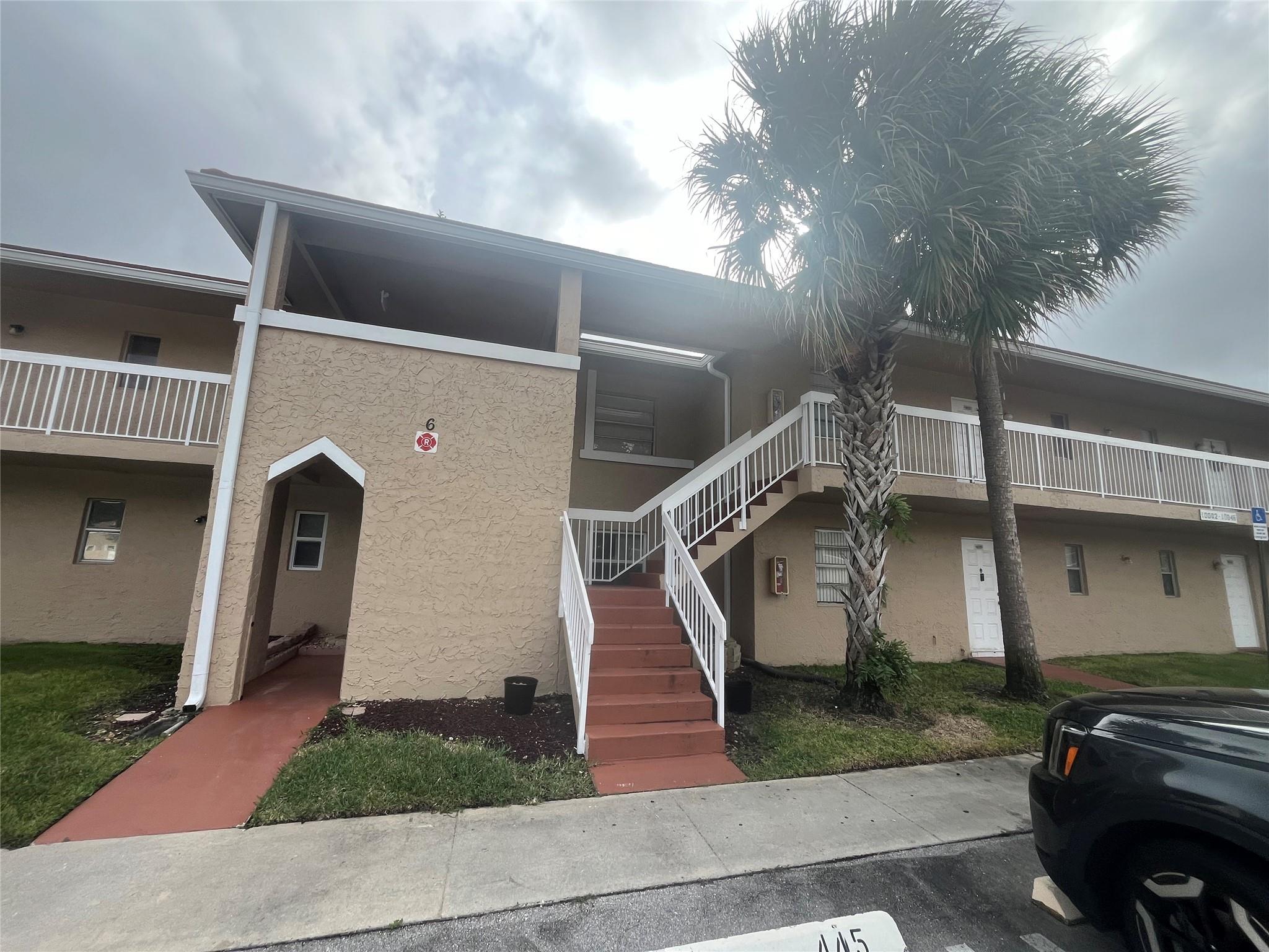 LOCATION , LOCATION , This is a 2/2 unit with a lake view .This unit has a few interior upgrades and has new appliances. unit is also being offered for rent . Community amenities include two pool , fitness center, tennis , bbq and picnic area. INVESTOR WELCOME .