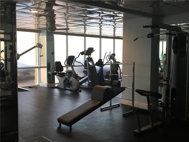 Regency Tower Condo - Residential Lease