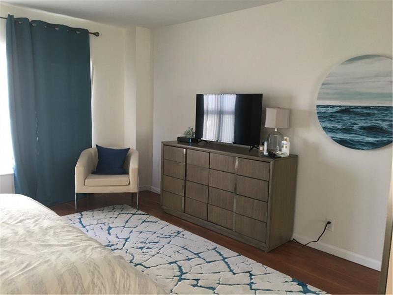 Regency Tower Condo - Residential Lease