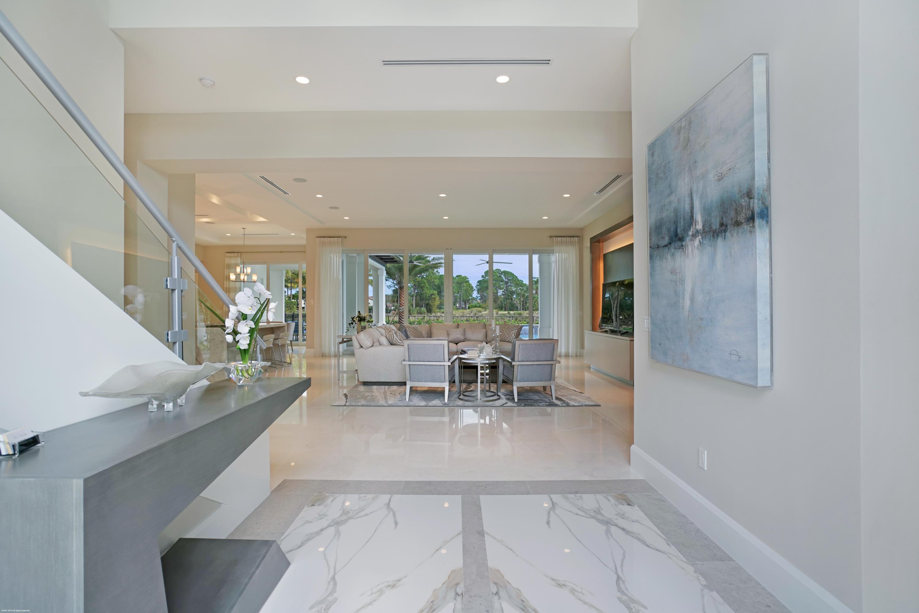 OLD PALM 4 - Residential