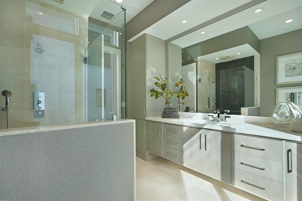 OLD PALM 4 - Residential