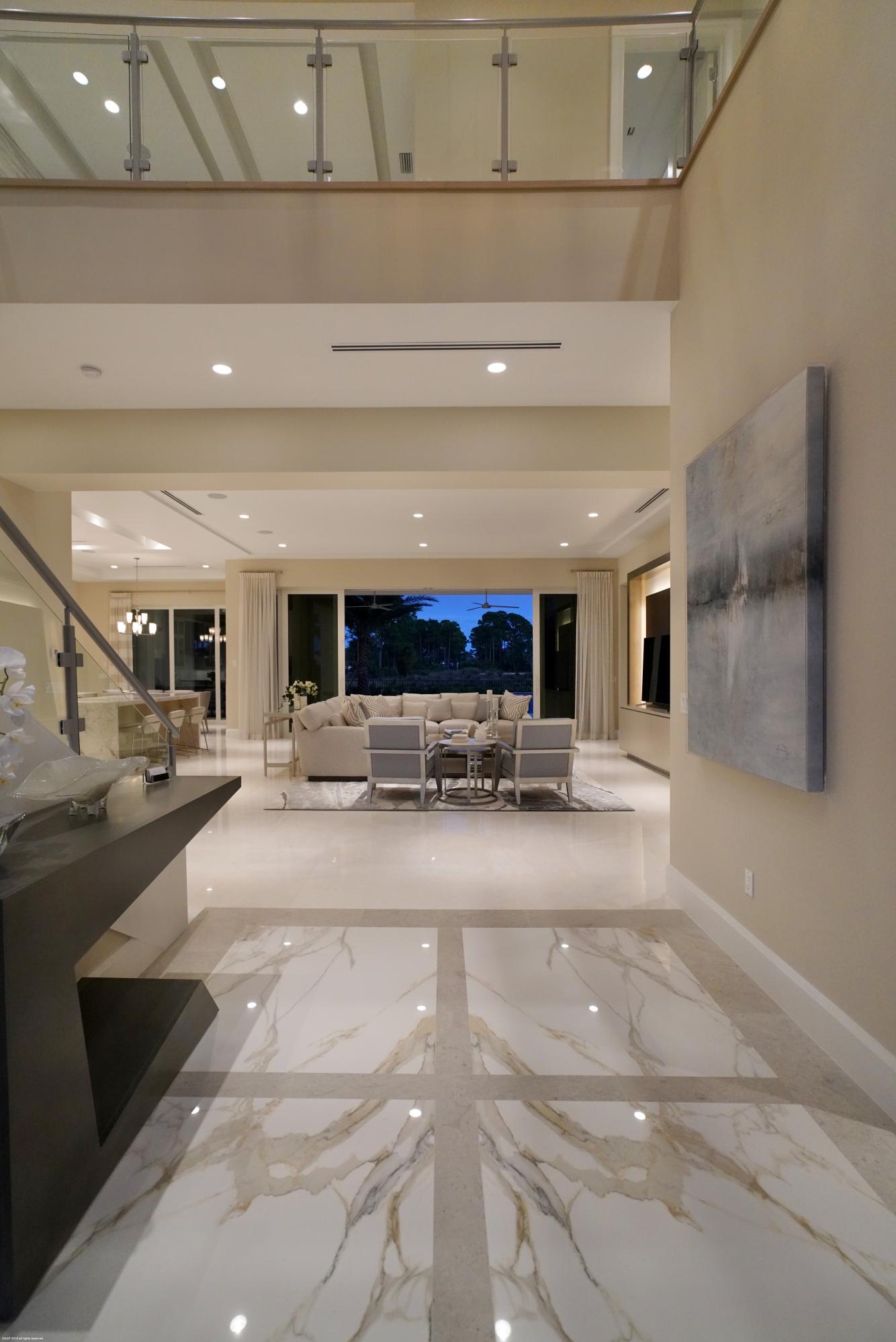 OLD PALM 4 - Residential