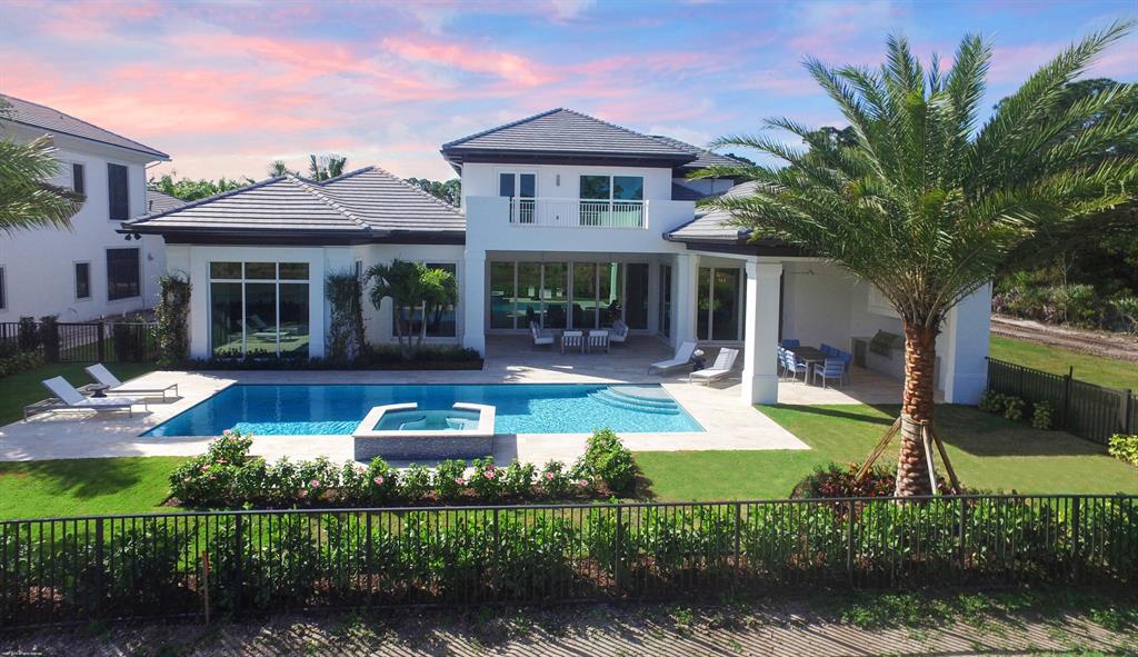 OLD PALM 4 - Residential