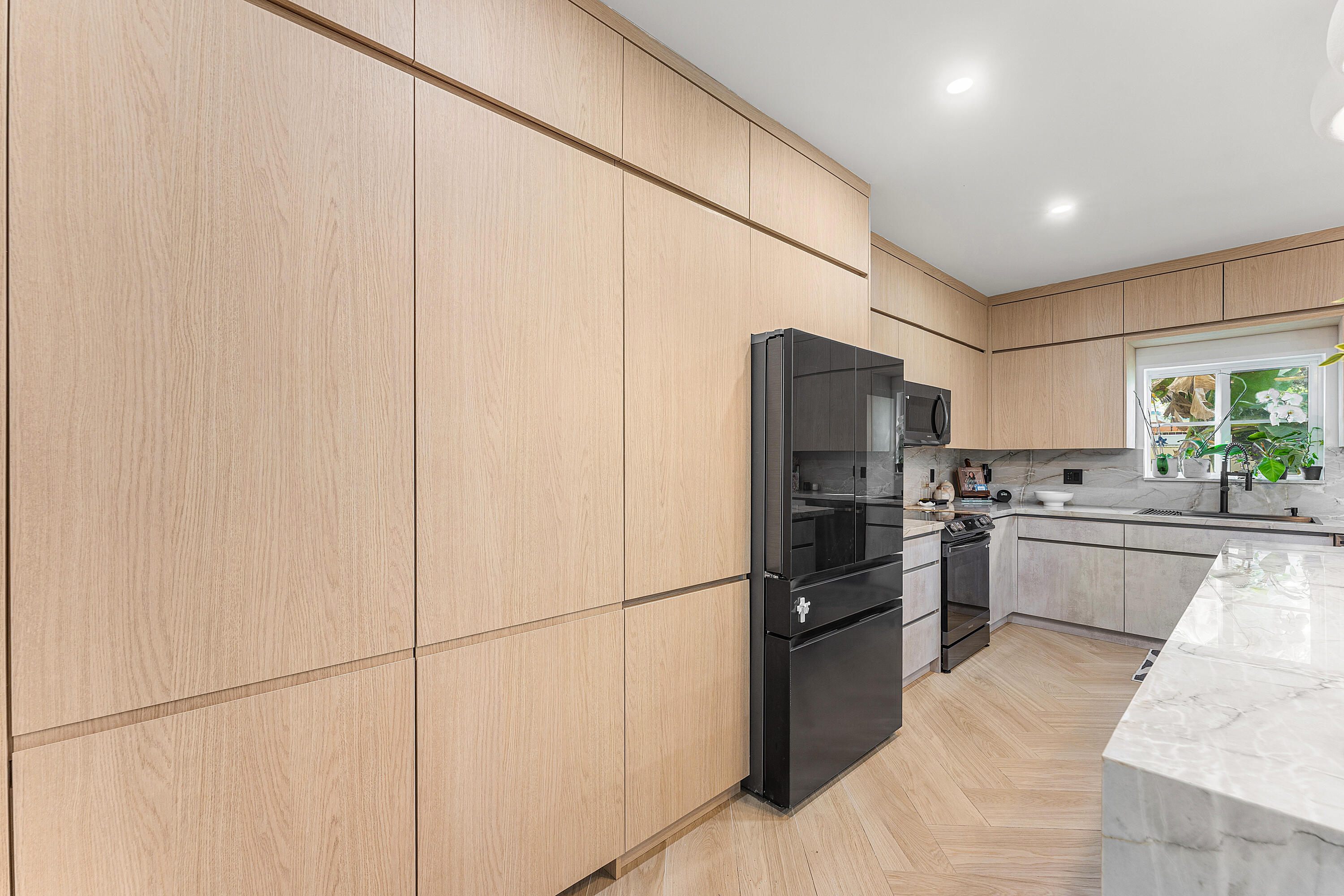 SUNRISE GOLF VILLAGE SECTION 24 - Residential