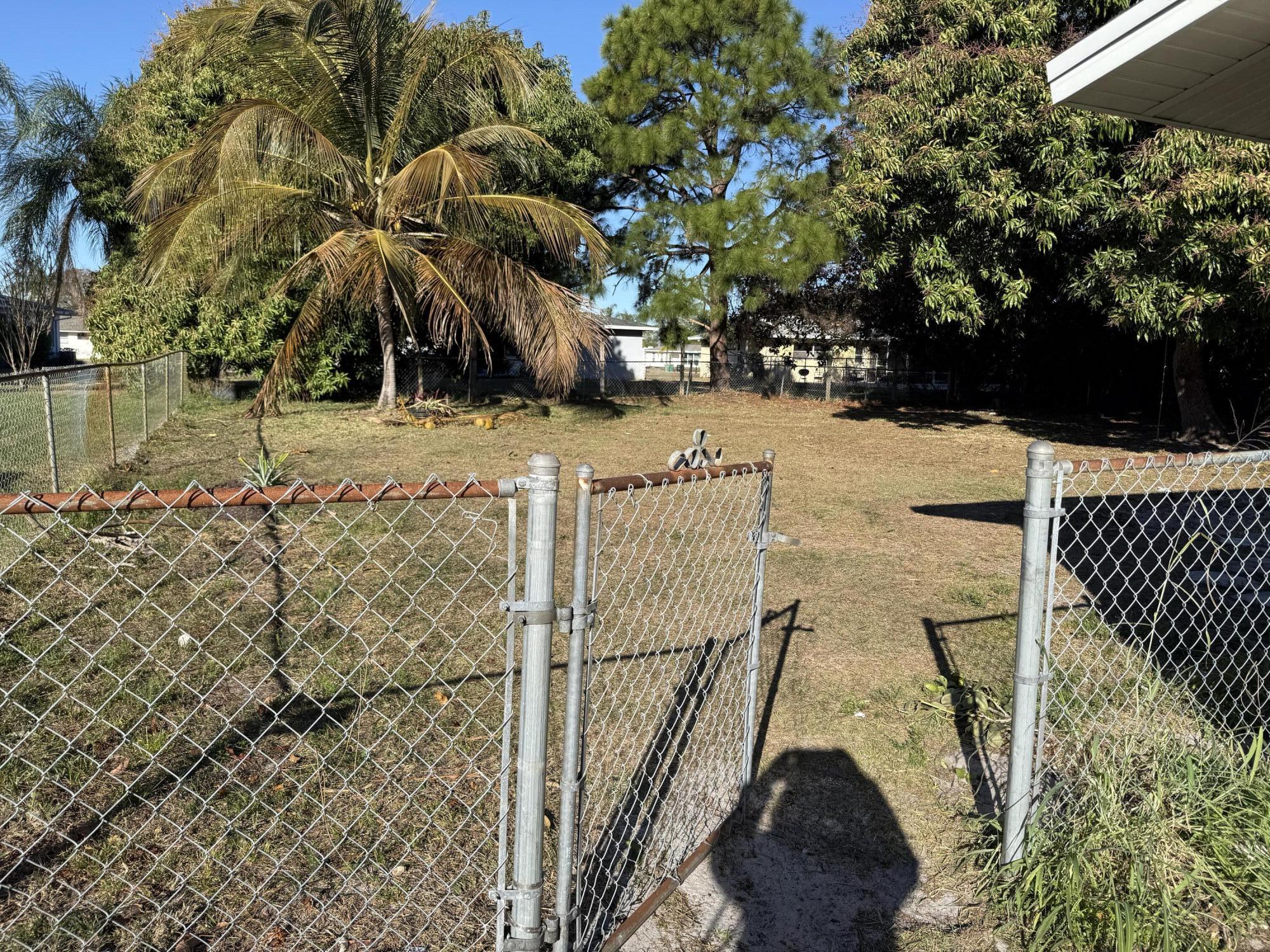 PORT ST LUCIE SECTION 45 - Residential