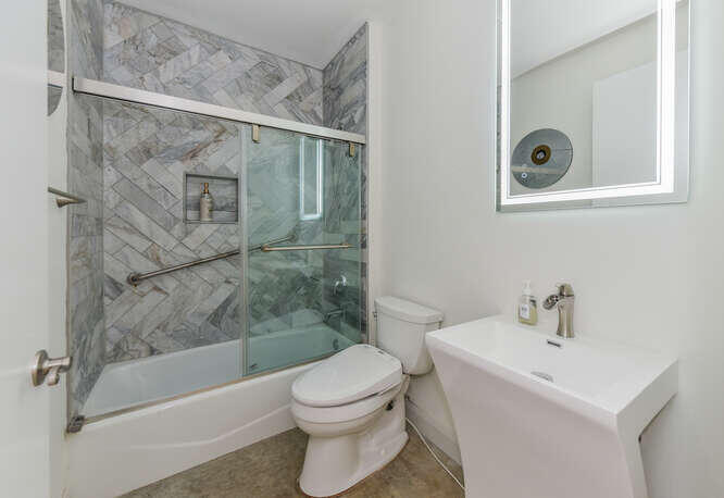 LAKE AVENUE LOFTS CONDO - Residential