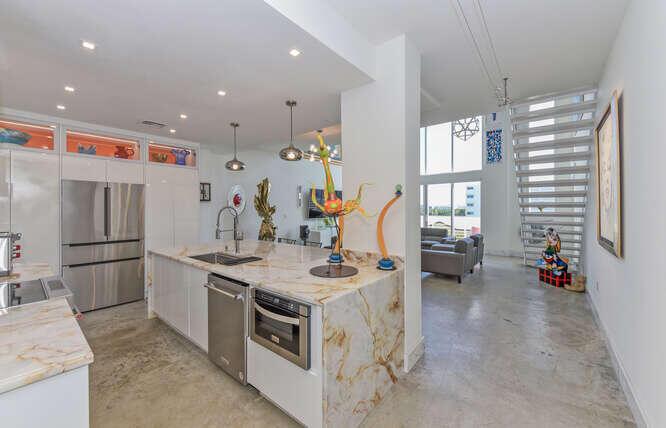 LAKE AVENUE LOFTS CONDO - Residential