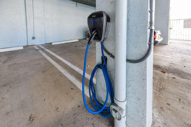 LAKE AVENUE LOFTS CONDO - Residential