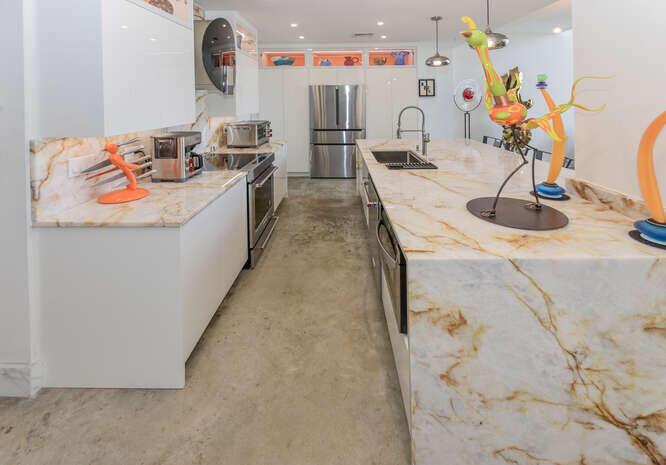 LAKE AVENUE LOFTS CONDO - Residential