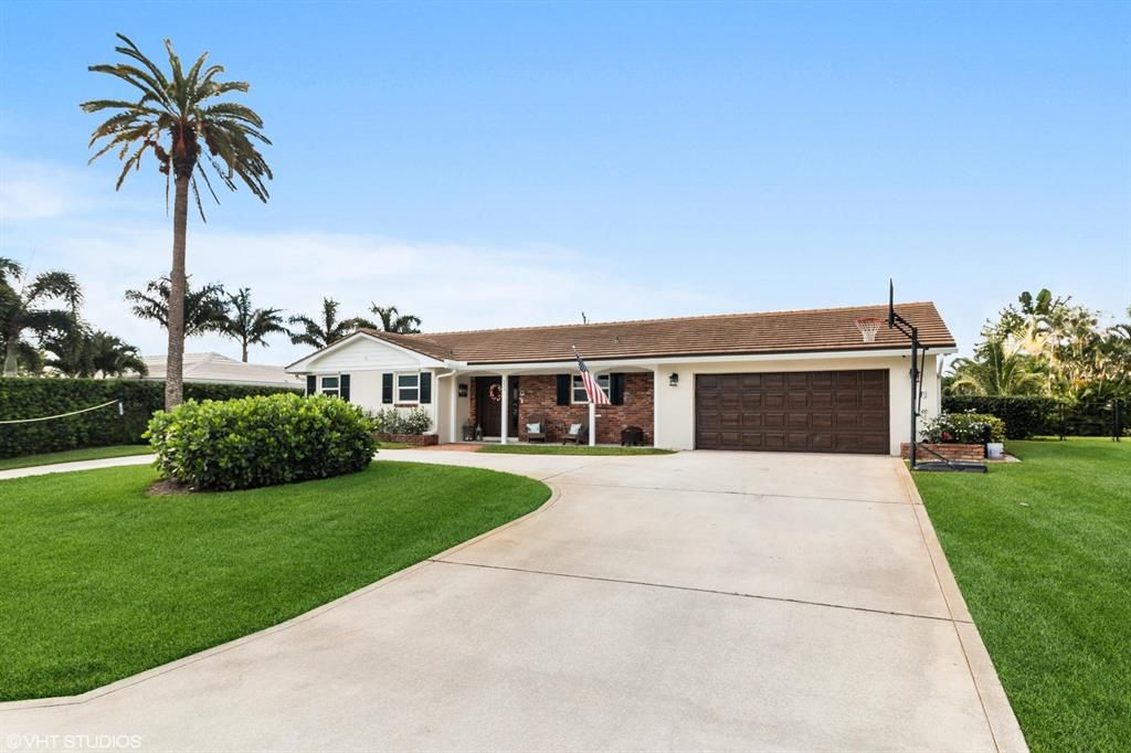 Photo of 233 Sudbury Drive, Atlantis, FL 33462 (MLS # R10731642)