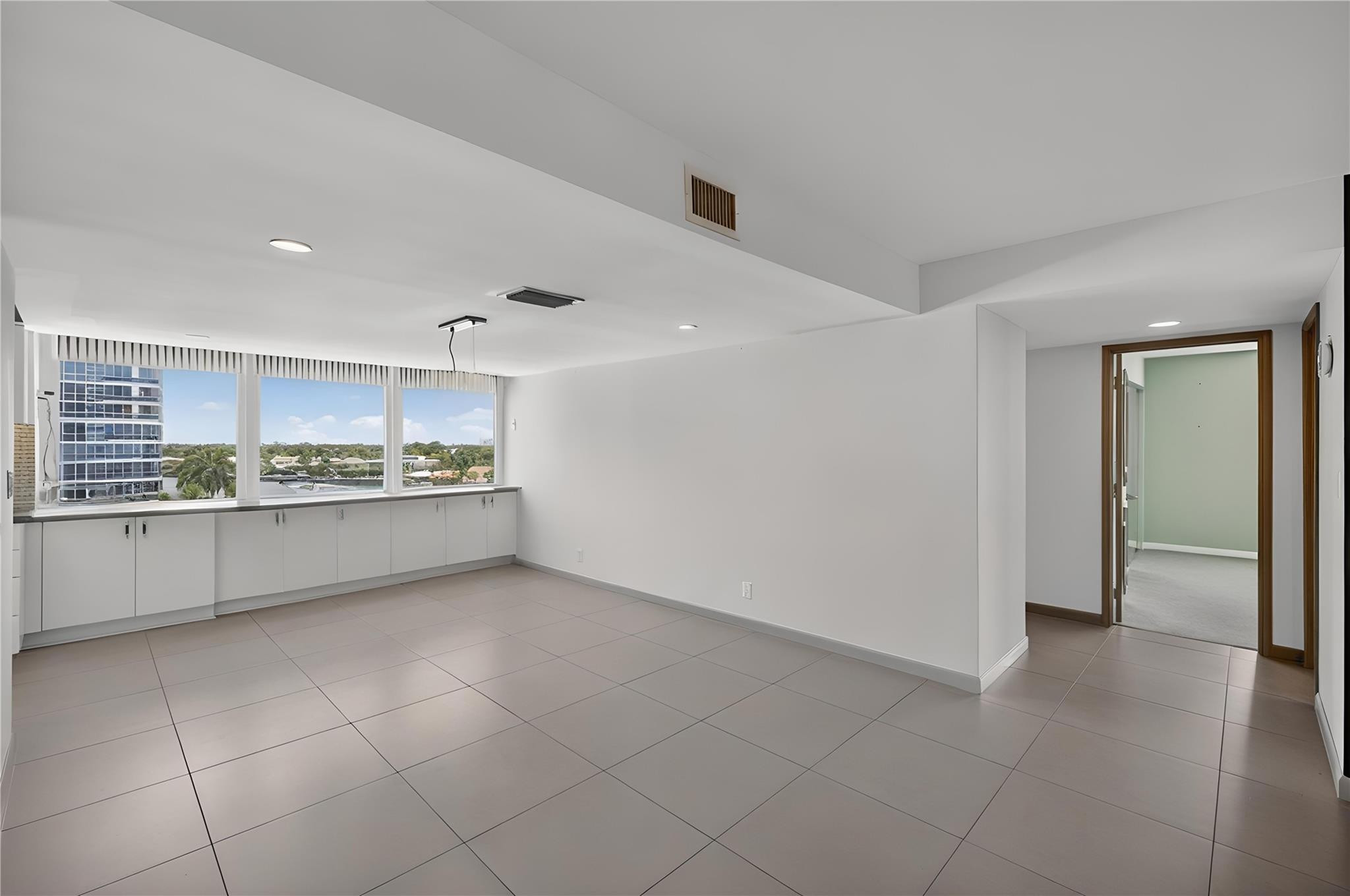 Americas on the Park - Residential