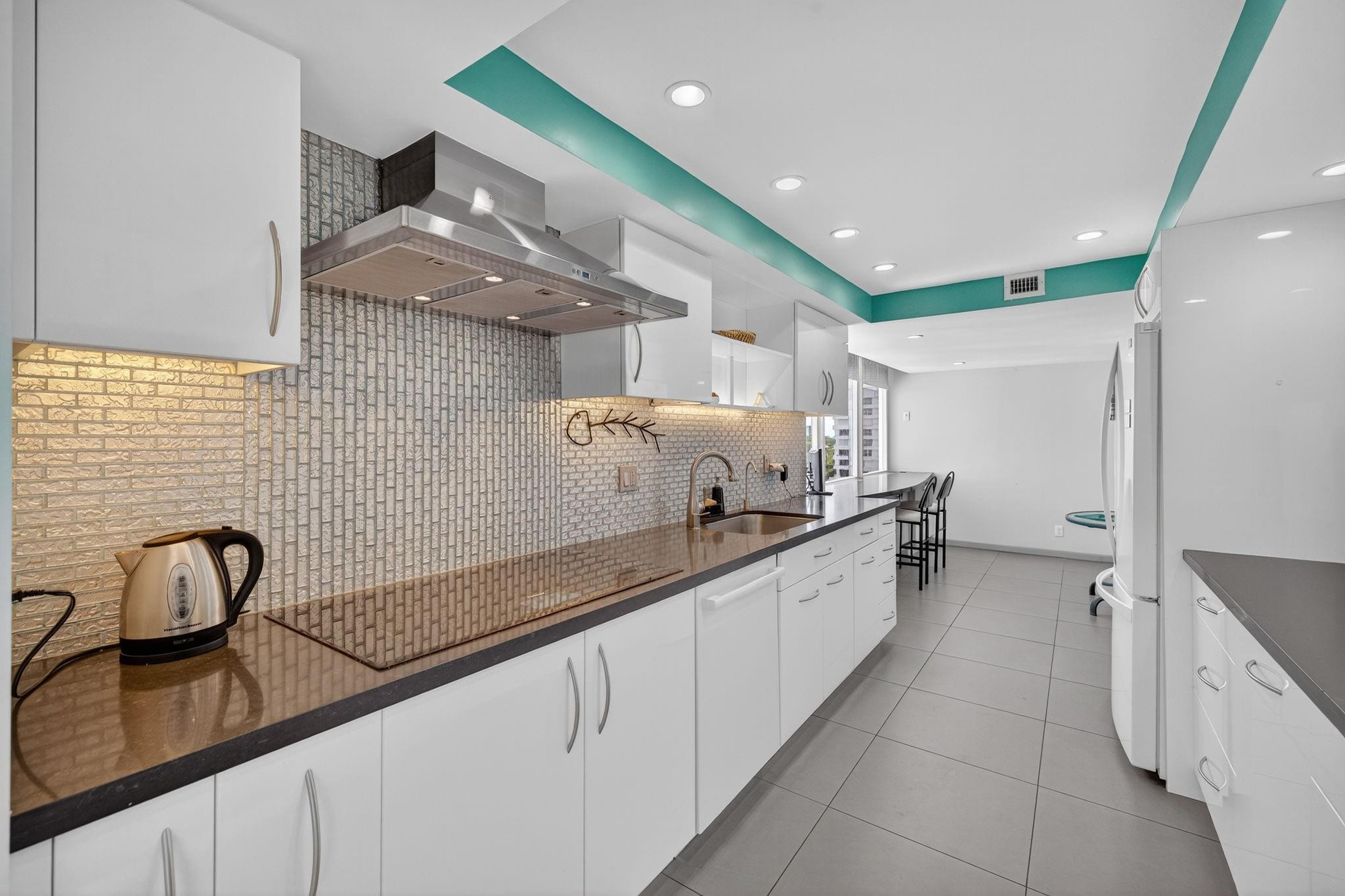 Americas on the Park - Residential