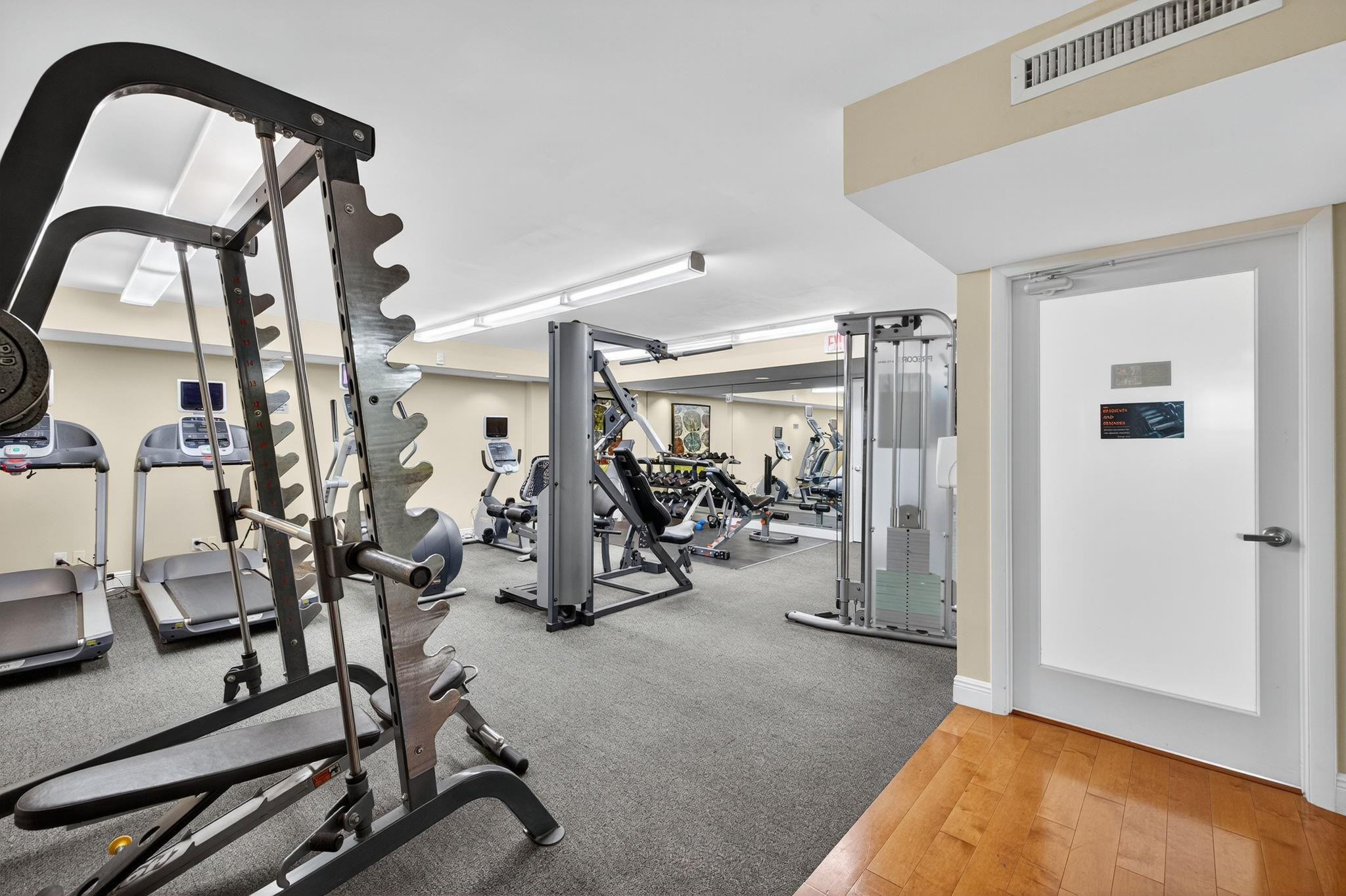 Americas on the Park - Residential