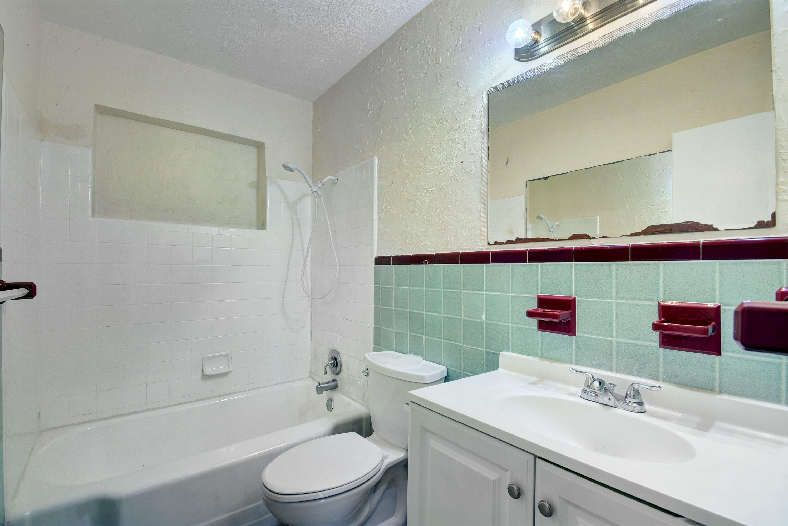 LAKE WORTH TOWN OF - Residential