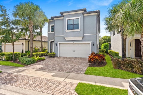 Photo of 4617 Pinehurst Trail E, Oakland Park, FL 33309 (MLS # B26082789)