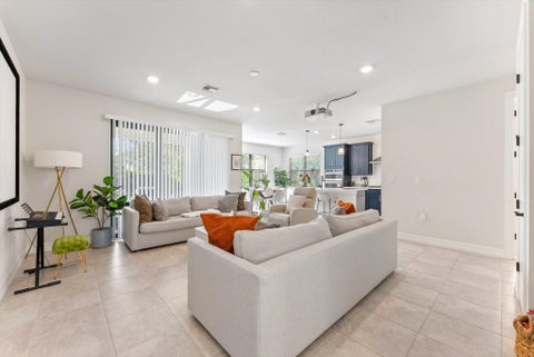 Tiny photo for 4617 Pinehurst Trail E, Oakland Park, FL 33309 (MLS # B26082789)