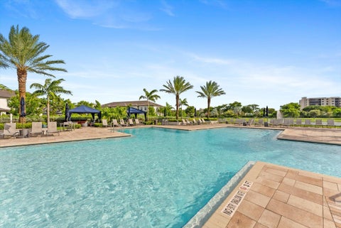 Tiny photo for 4617 Pinehurst Trail E, Oakland Park, FL 33309 (MLS # B26082789)