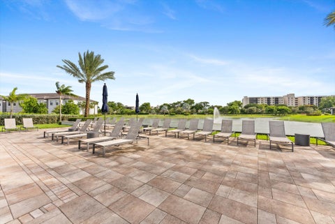 Tiny photo for 4617 Pinehurst Trail E, Oakland Park, FL 33309 (MLS # B26082789)