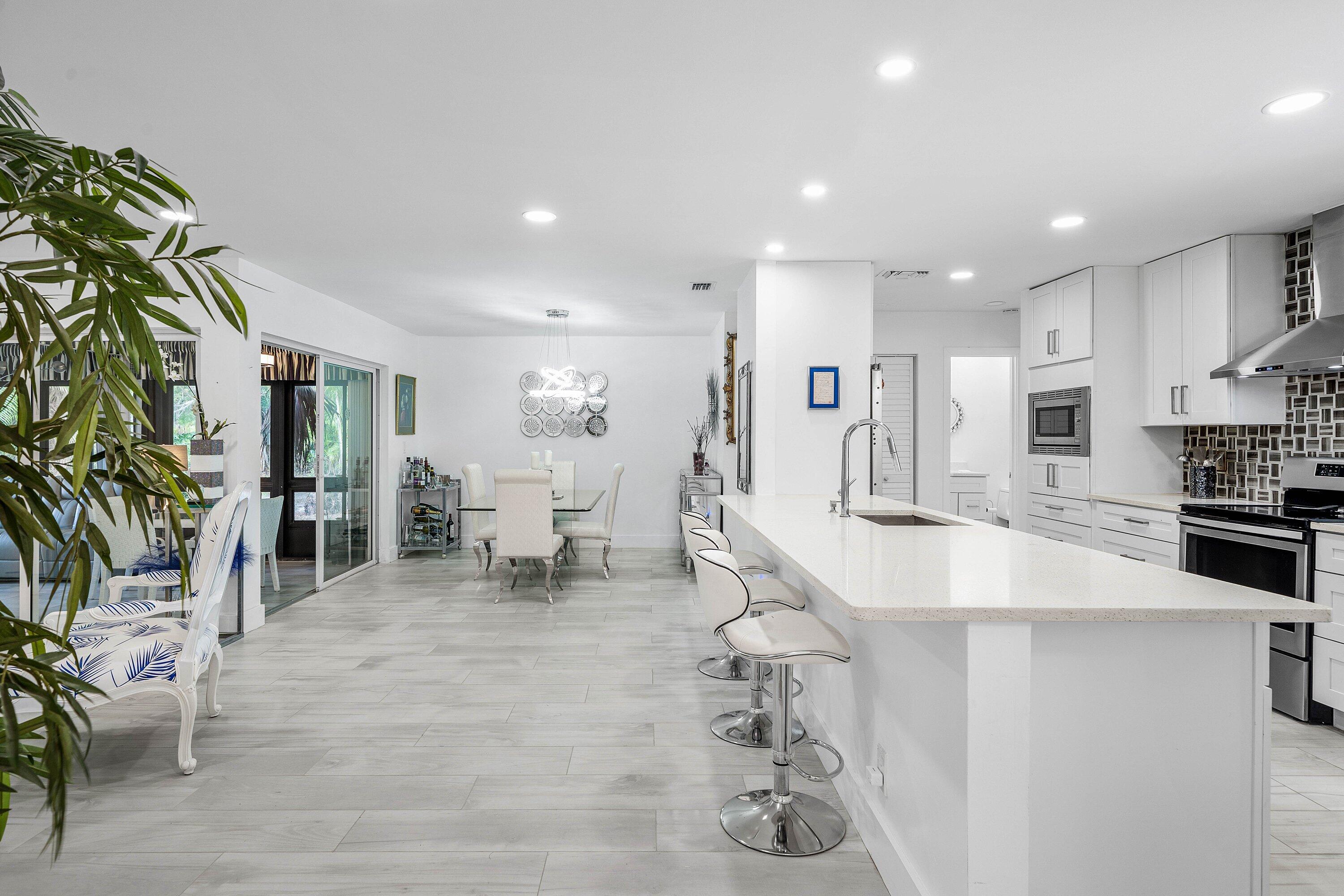 5836 FOREST GROVE Drive 3