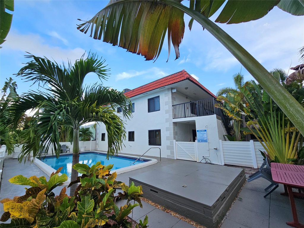 Photo of 2201 NE 36th St #109, Lighthouse Point, FL 33064 (MLS # F10516560)