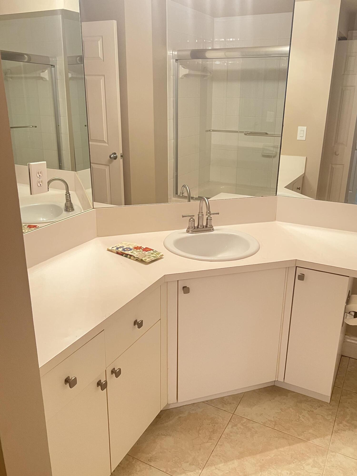 ST ANDREWS AT POLO CLUB CONDO - Residential Lease