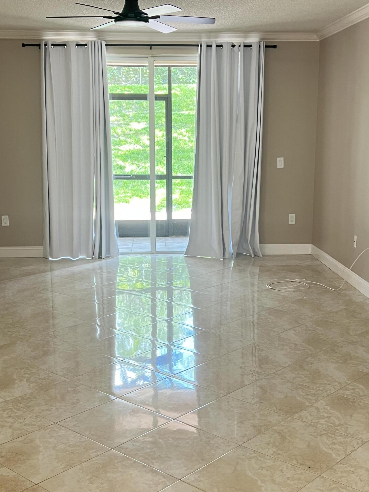 ST ANDREWS AT POLO CLUB CONDO - Residential Lease