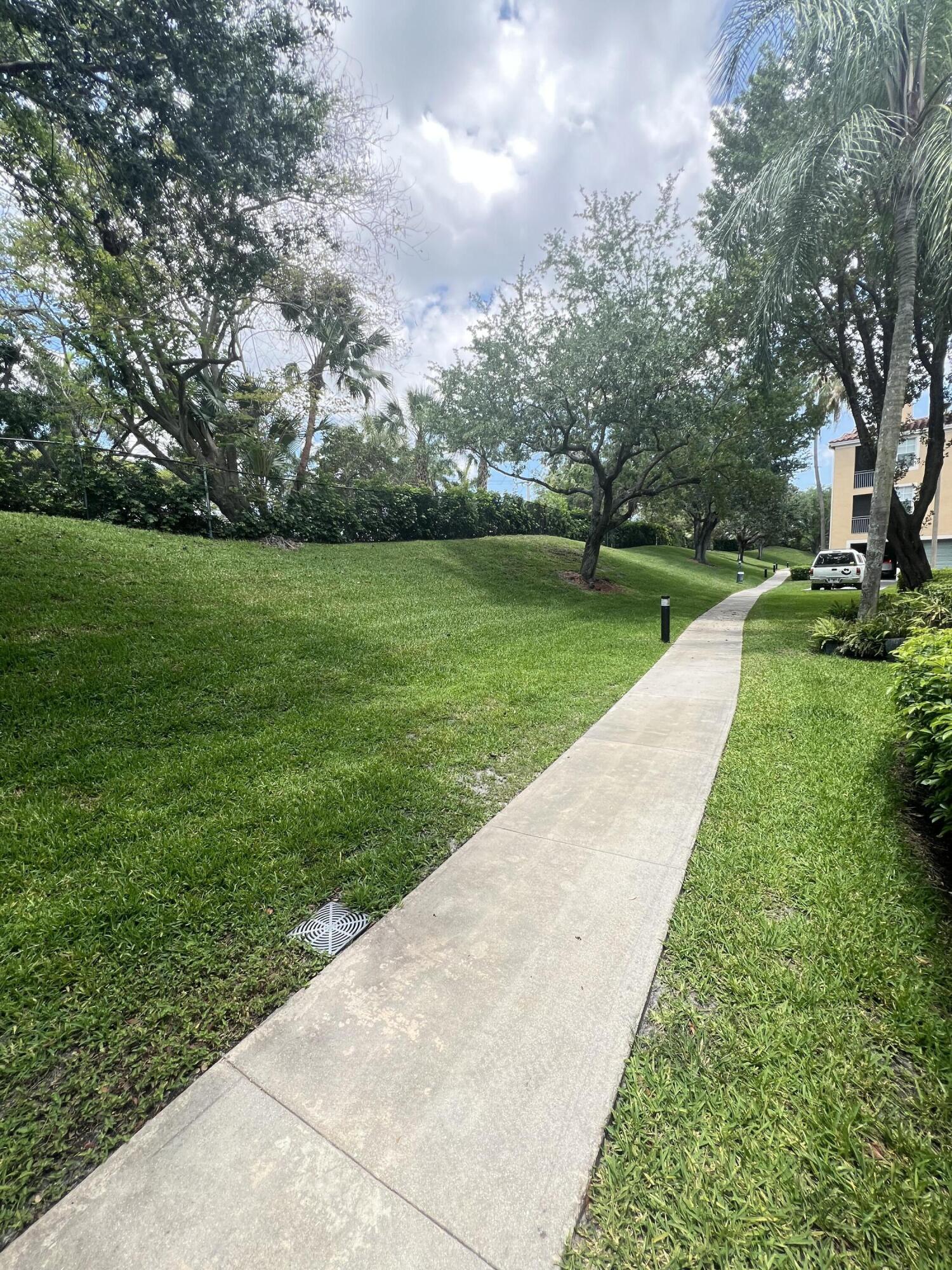 ST ANDREWS AT POLO CLUB CONDO - Residential Lease