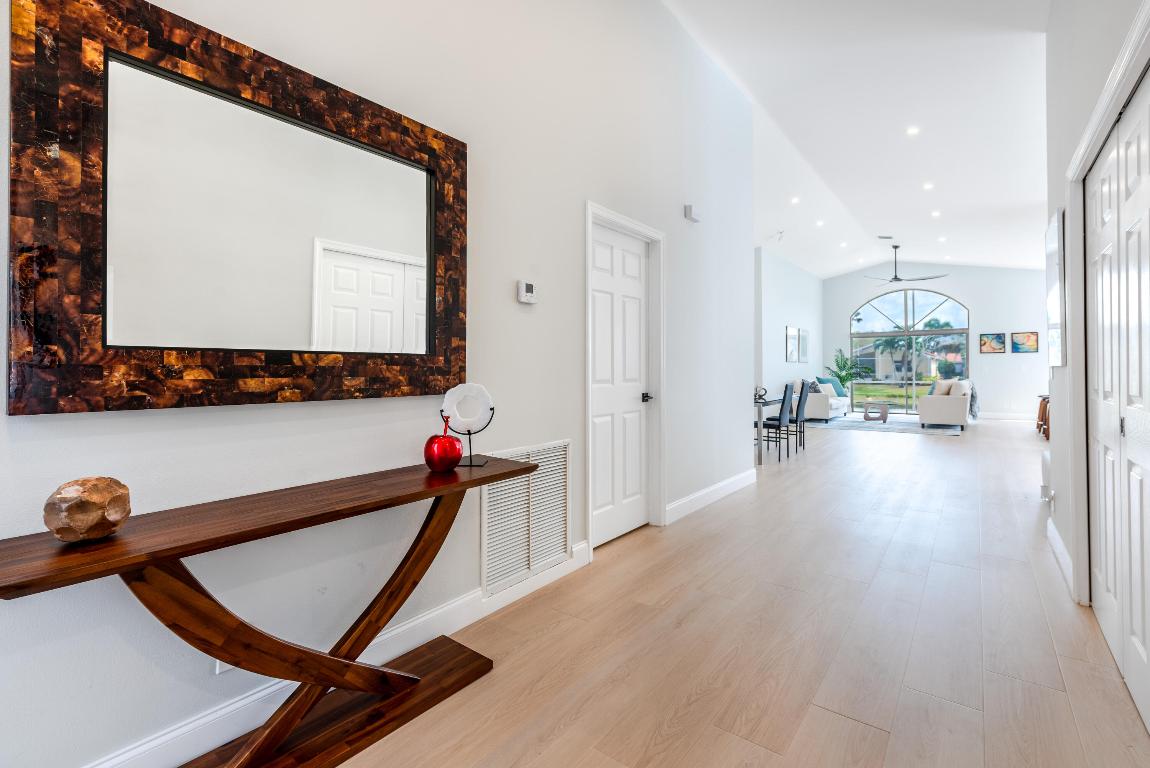 9556 Honeybell Circle