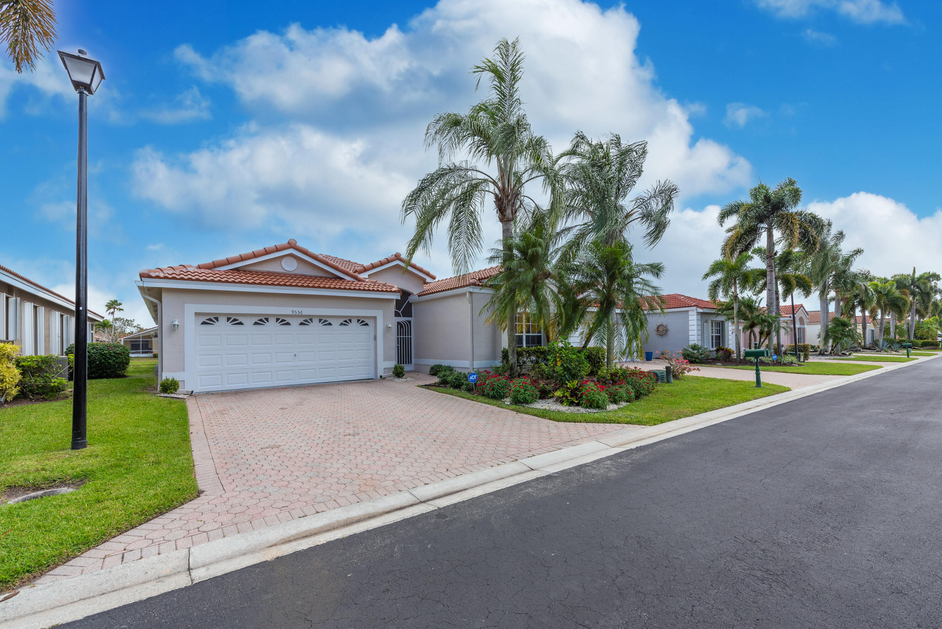 9556 Honeybell Circle