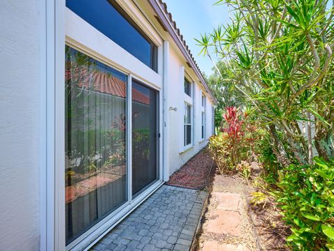 Tiny photo for 5455 S Fountains Dr Drive S, Lake Worth, FL 33467 (MLS # B26019709)