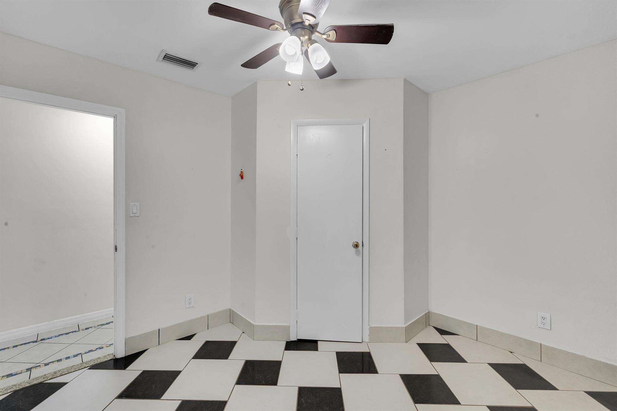 RIVER PARK UNIT 5 - Residential