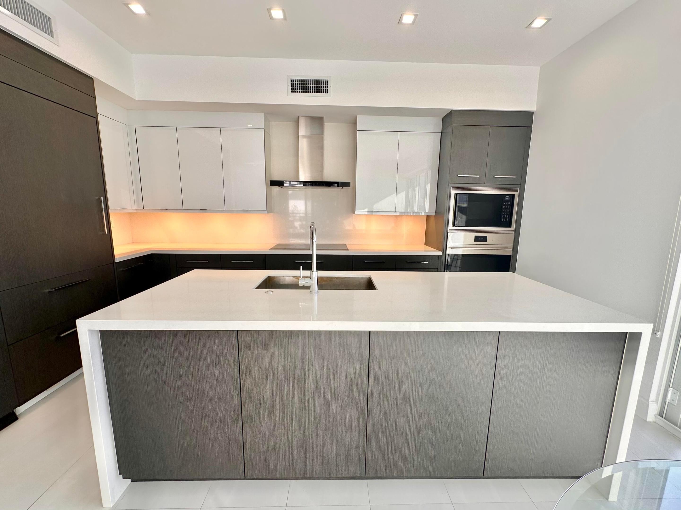 SEASIDE VILLAGE WEST CONDO - Residential