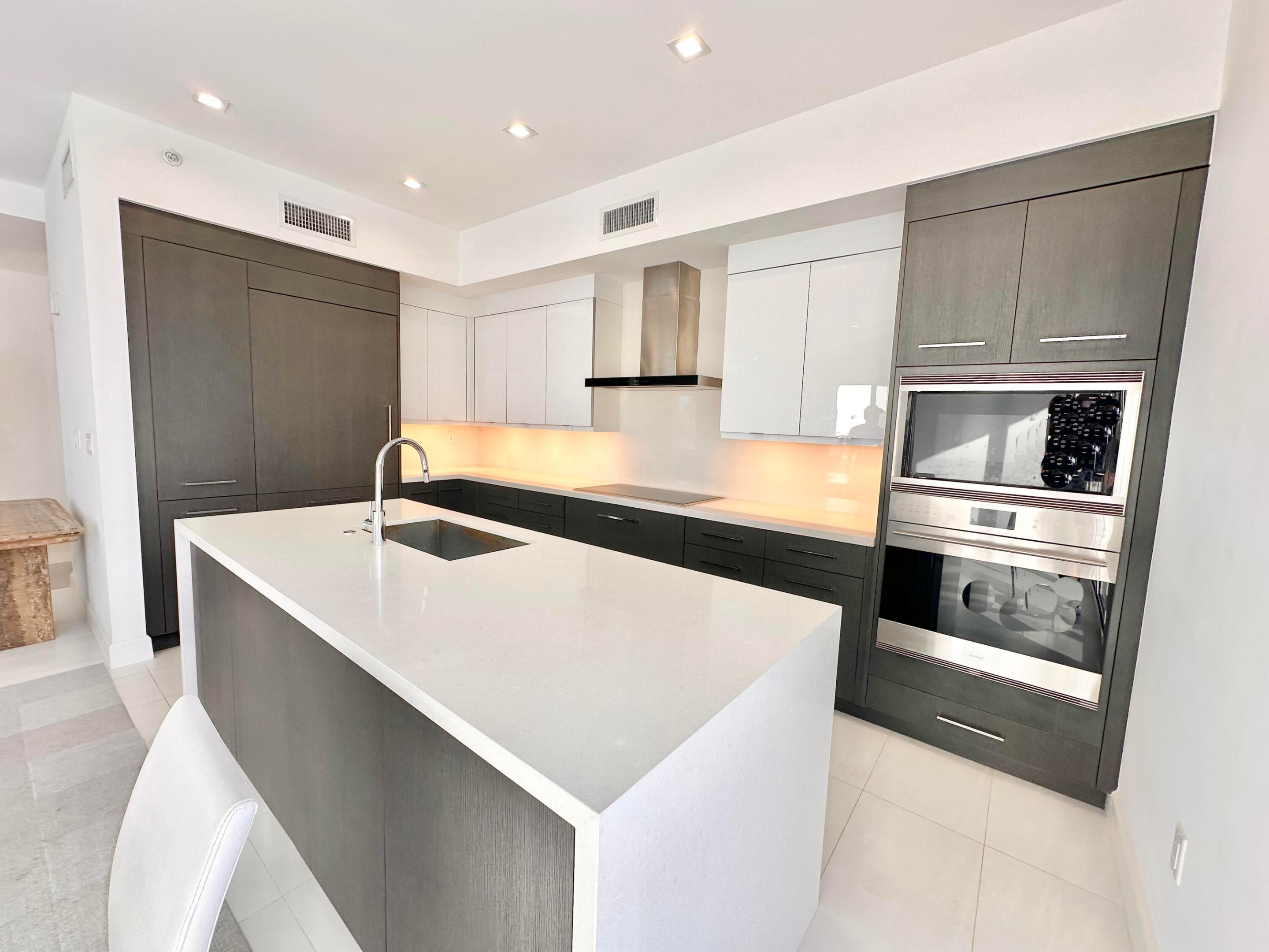 SEASIDE VILLAGE WEST CONDO - Residential