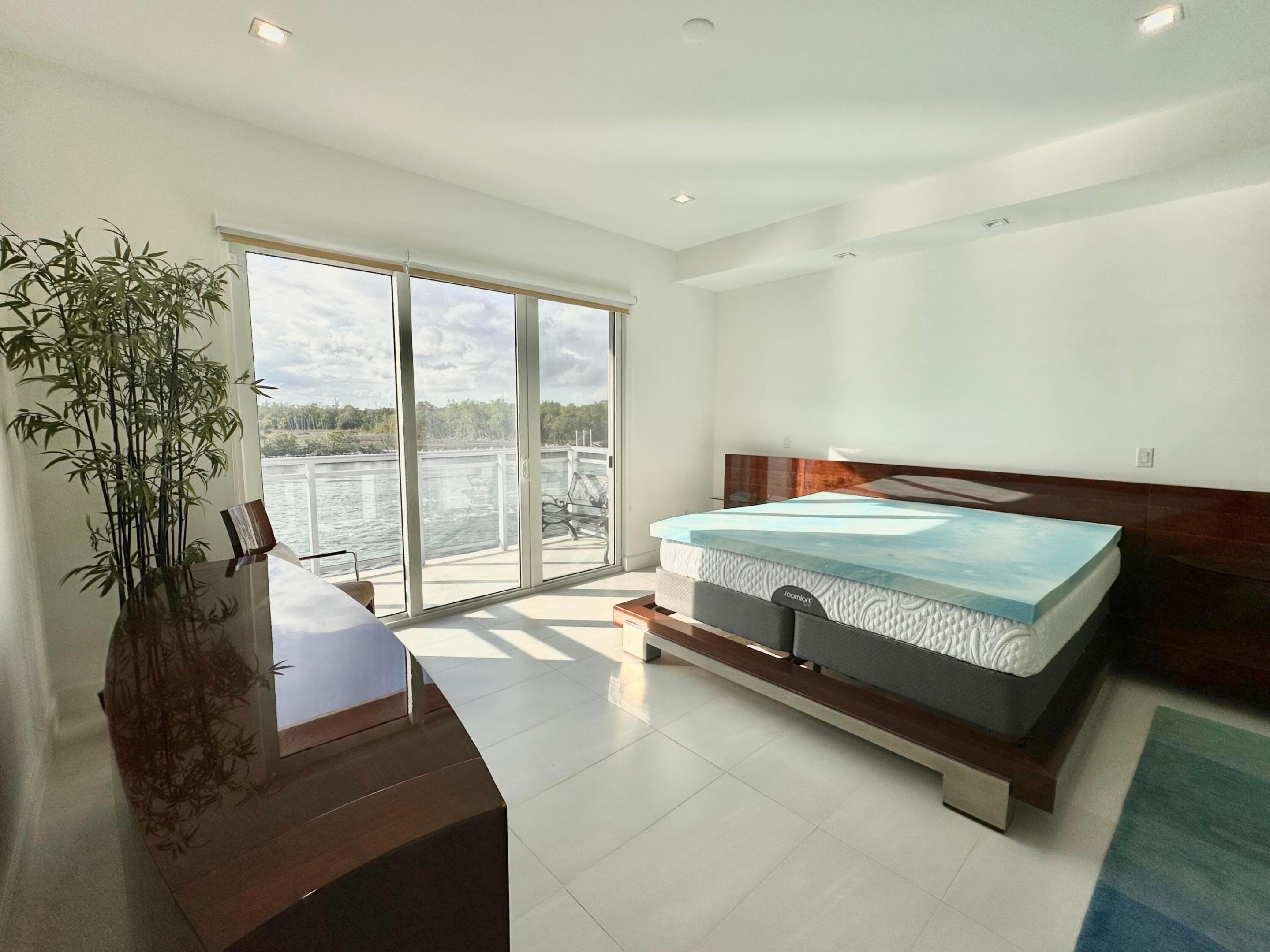 SEASIDE VILLAGE WEST CONDO - Residential