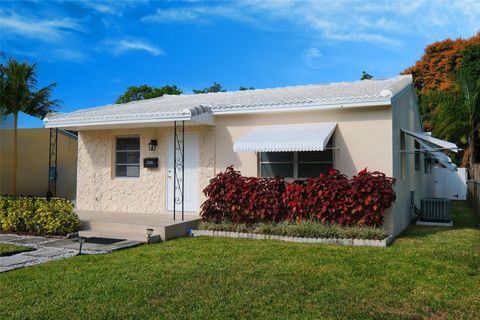 2735 Adams St Hollywood FL 33020
