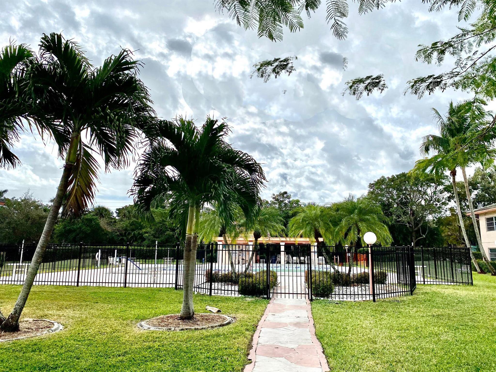 WYNMOOR COMMUNITY - Residential