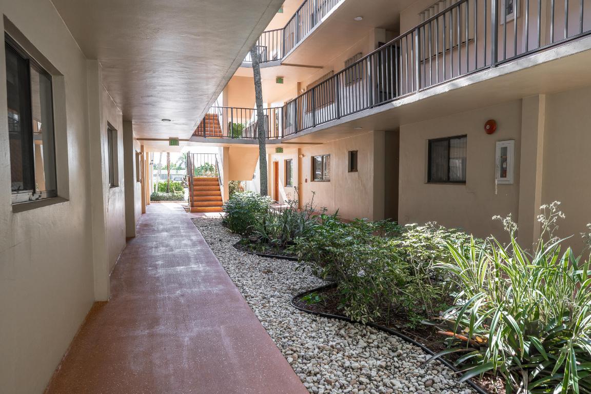 Las Verdes - Residential