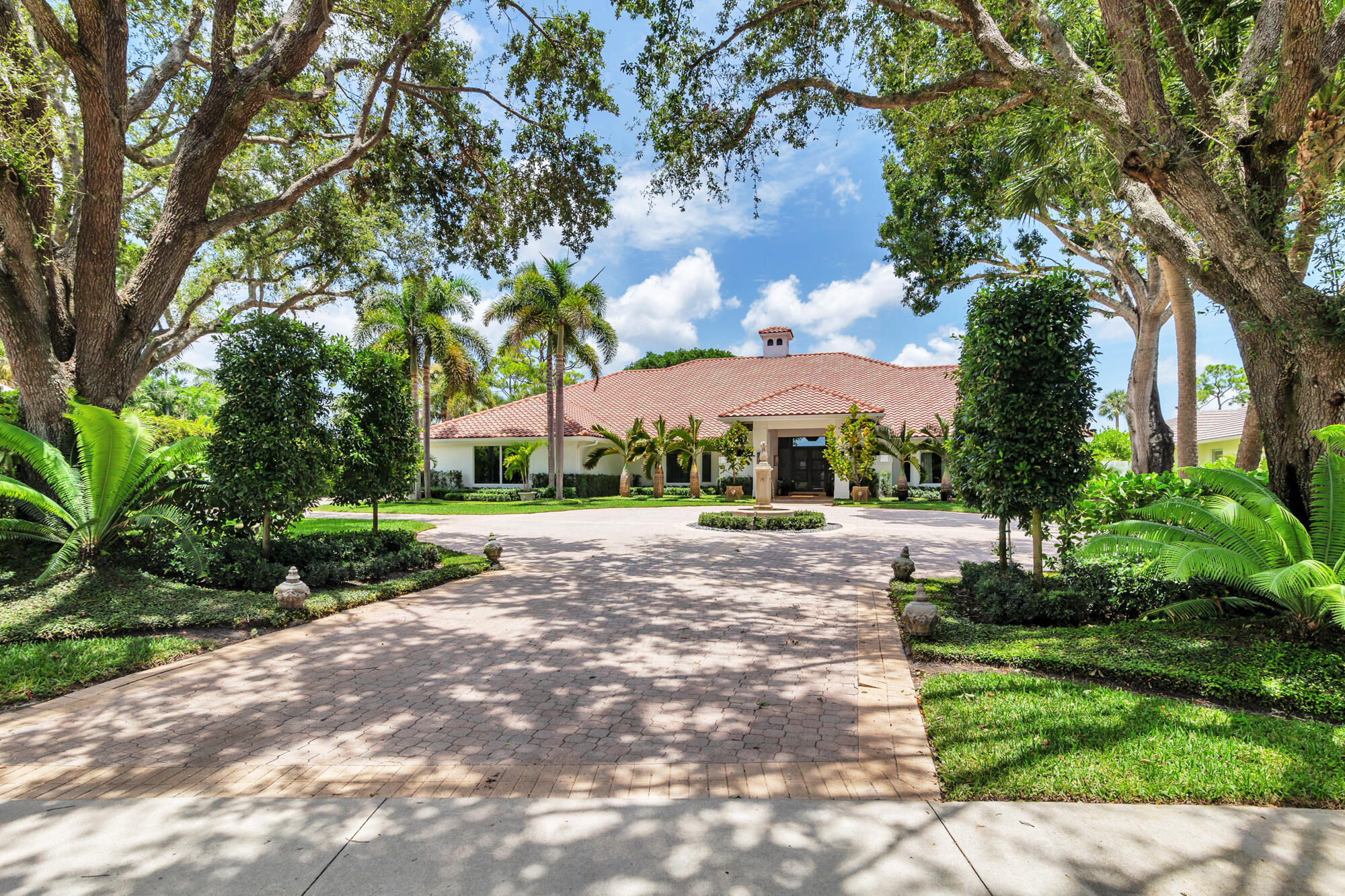 1504 Breakers West Boulevard
