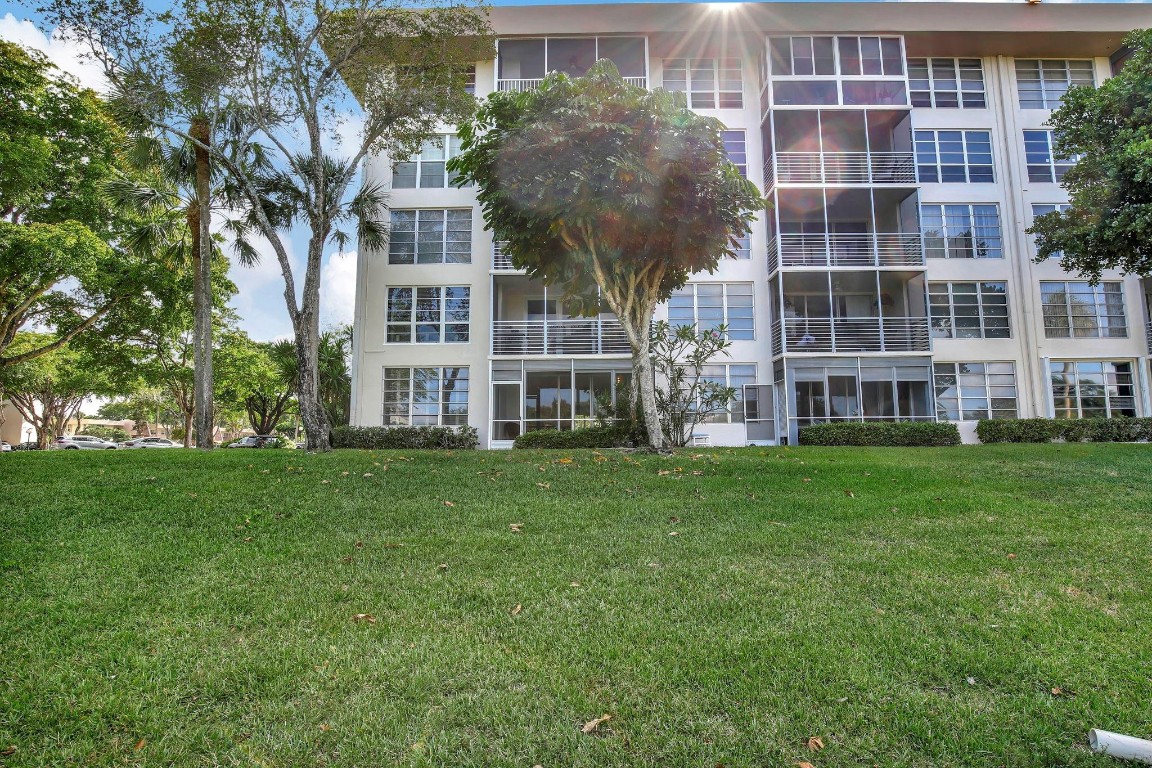Palm Aire Country Club - Residential