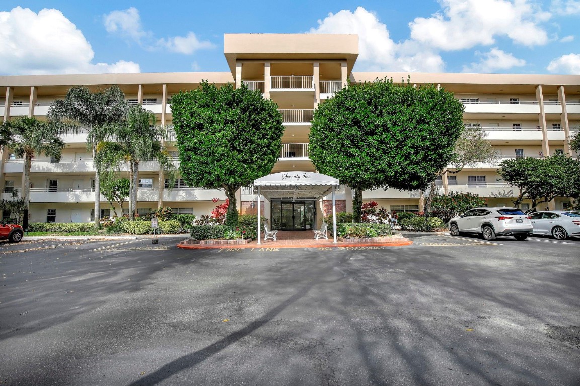 Palm Aire Country Club - Residential
