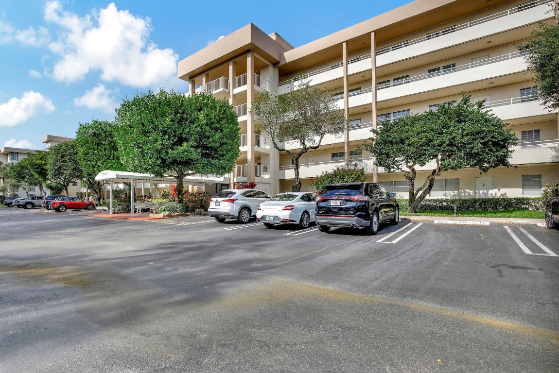 Palm Aire Country Club - Residential