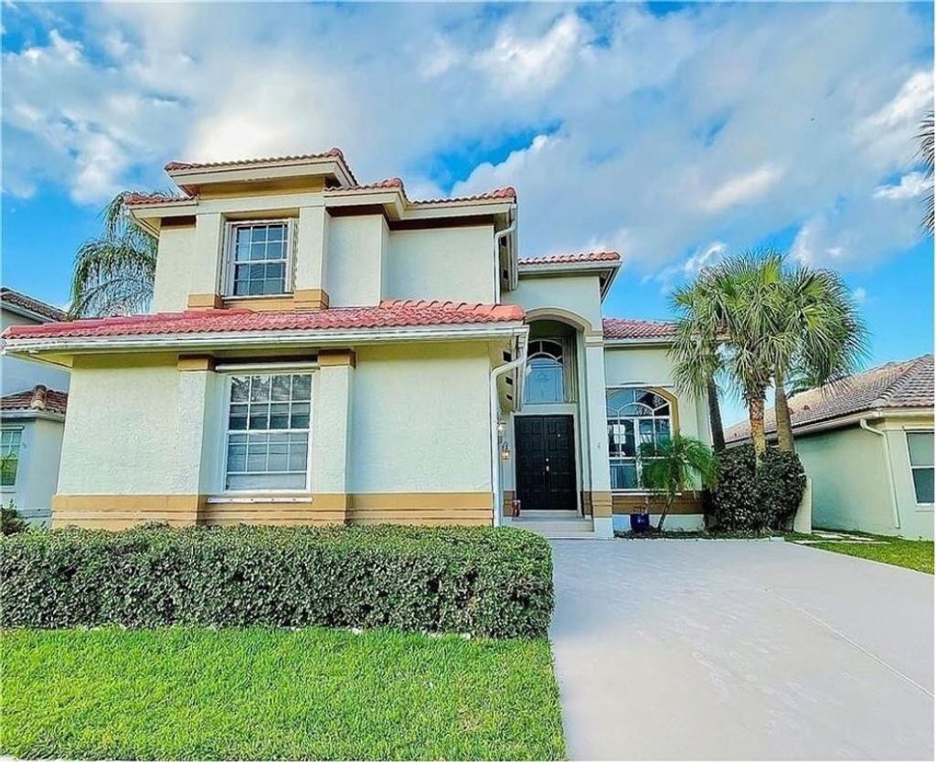 Photo of 11041 Harbour Springs Circle, Boca Raton, FL 33428 (MLS # F10543481)