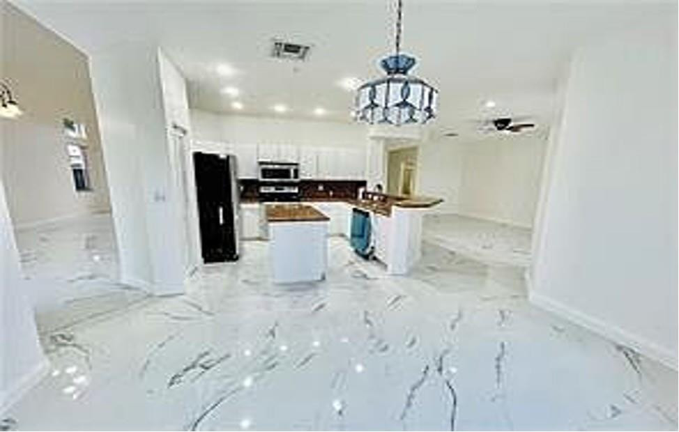 Harbour Spgs At Mission B - Residential Lease