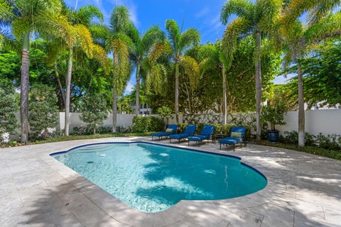 Tiny photo for 105 NW 7TH Street, Delray Beach, FL 33444 (MLS # B26088189)